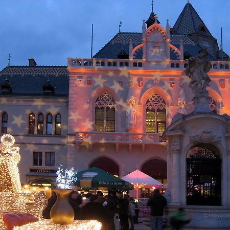 Hotel Zur Sonne Korneuburg Εξωτερικό φωτογραφία